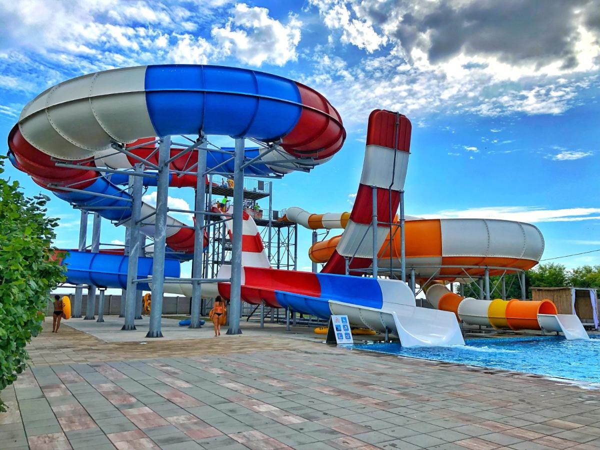 S Club Aqua Park And Hotel Belgrad